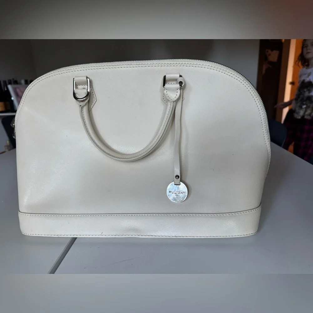 Pulicati Italian Leather Cream Handbag Shoulder Satchel with crossbody strap